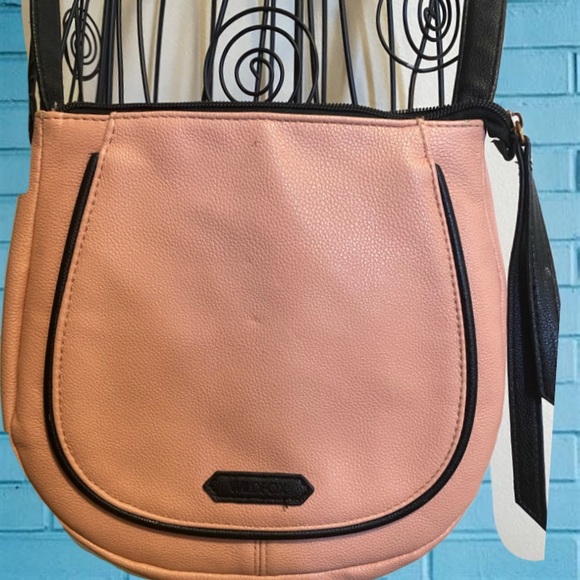 Wildfox crossbody purse - Picture 2 of 3